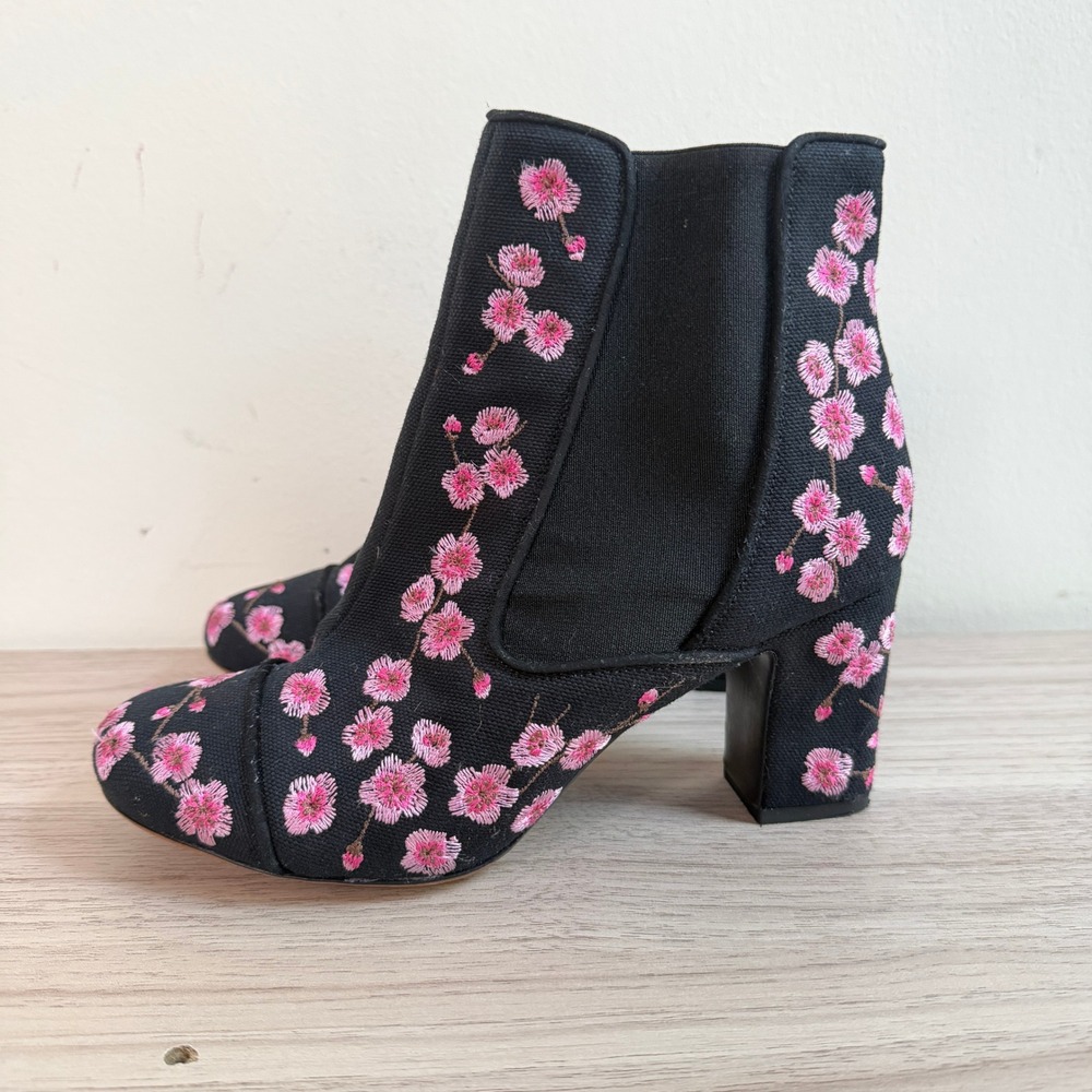 Tabitha Simmons Floral Chelsea Boots 35‎ Black Pink Good Canvas Embroidered Boho